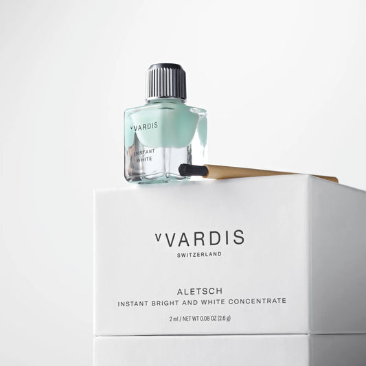 INSTANT BRIGHT AND WHITE VARDIS
